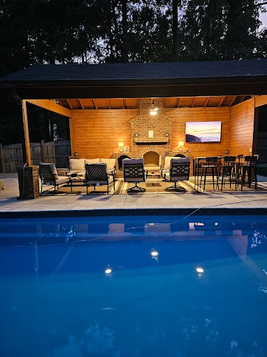 custom pool design, fiberglass